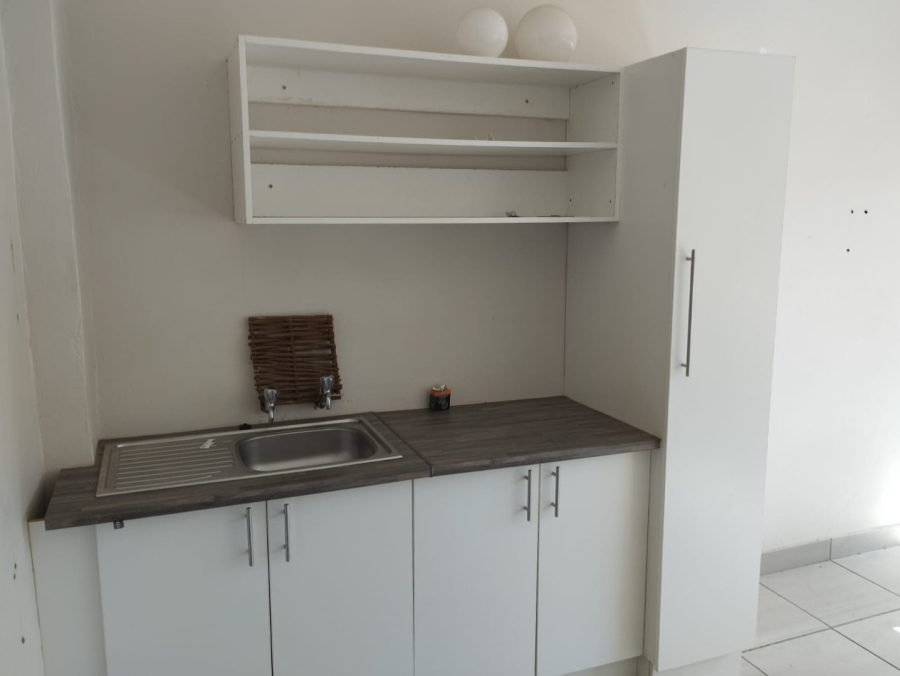 To Let 1 Bedroom Property for Rent in Navalsig Free State